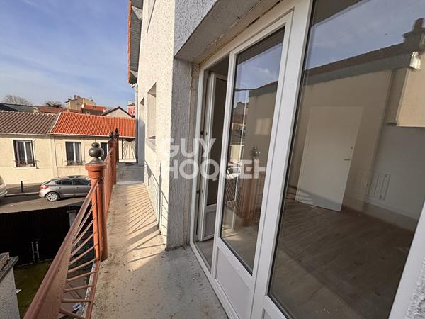 SAINT DENIS Maison familiale avec balcon, garage