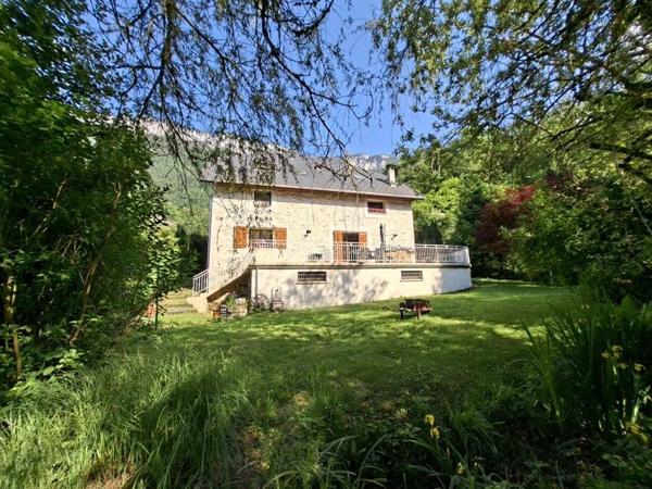 Maison à vendre 545 000 € Saint-Thibaud-de-Couz 7 p 197 m² DPE D
