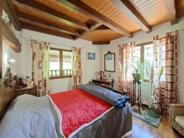 Maison à vendre 545 000 € Saint-Thibaud-de-Couz 7 p 197 m² DPE D