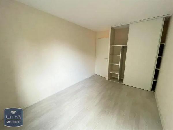 Appartement à louer 2 pièces 46.37m² Limoges (87000)