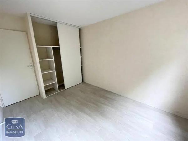 Appartement à louer 2 pièces 46.37m² Limoges (87000)