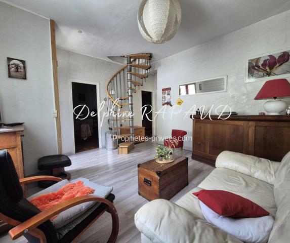 Charmante maison avec jardin bucolique en bord de rivière