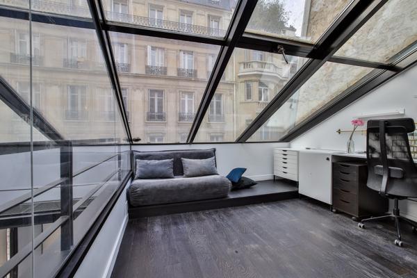 Maison
         8 pièces
        - 570 m² Bien prestige 9 200 000 € *