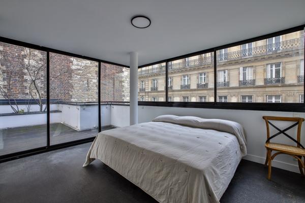Maison
         8 pièces
        - 570 m² Bien prestige 9 200 000 € *