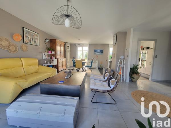 Maison à vendre 5 pièces 129 m² Bellevigne-les-Châteaux