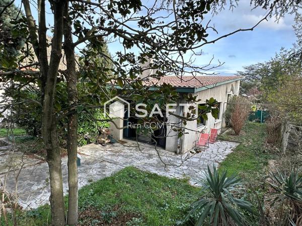 Maison familiale lumineuse – 173 m² habitables sur 1 172 m² de terrain!!