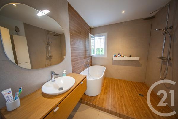 Maison à vendre  6 pièces - 112,92 m2 LE PIAN MEDOC - 33