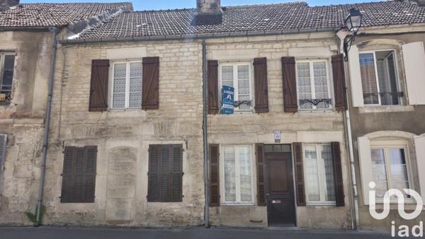 Maison 4 pièces de 105 m² à Arc-en-Barrois (52210)