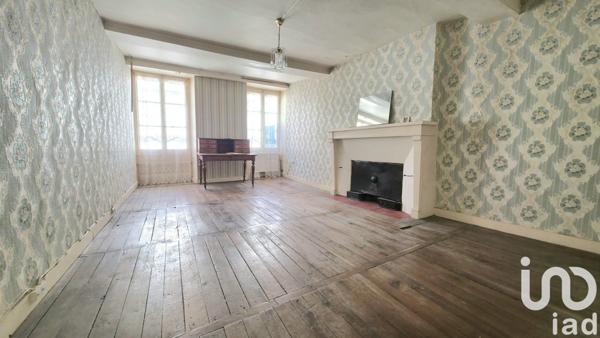 Maison 4 pièces de 105 m² à Arc-en-Barrois (52210)