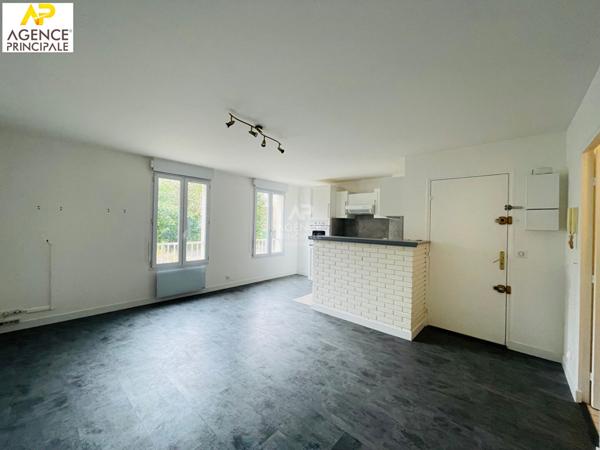 APPARTEMENT CONFLANS STE HONORINE - 2 PIÈCES - 47m² €159 000 ** - Référence 7131