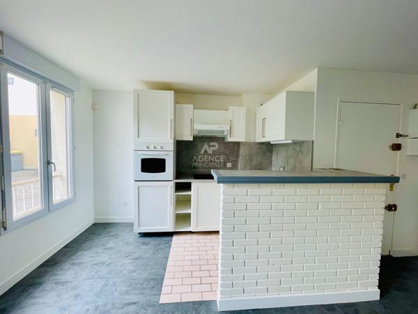 APPARTEMENT CONFLANS STE HONORINE - 2 PIÈCES - 47m² €159 000 ** - Référence 7131