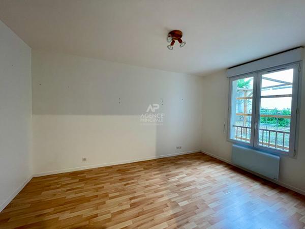 APPARTEMENT CONFLANS STE HONORINE - 2 PIÈCES - 47m² €159 000 ** - Référence 7131