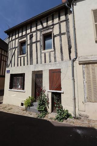 Maison 2 chambre(s) à vendre - Joigny, Yonne - 89