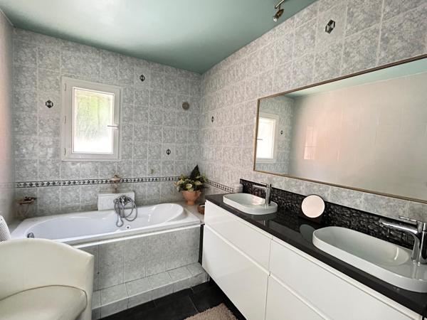 EXCLUSIVITÉ – Maison familiale 250 m² avec studio indépendant – Le Revest-les-Eaux