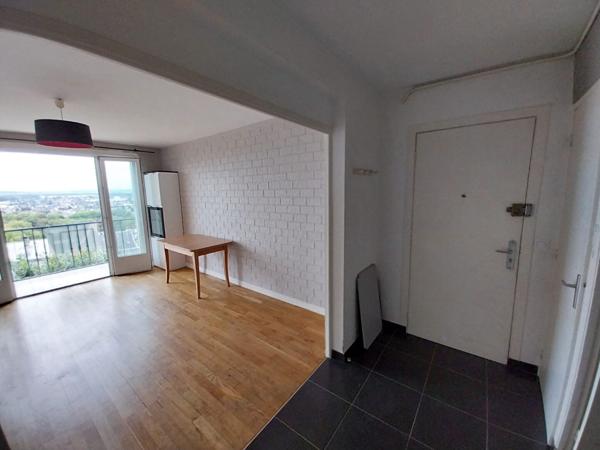 Appartement Meulan En Yvelines 3 pièce(s), 2 chambres