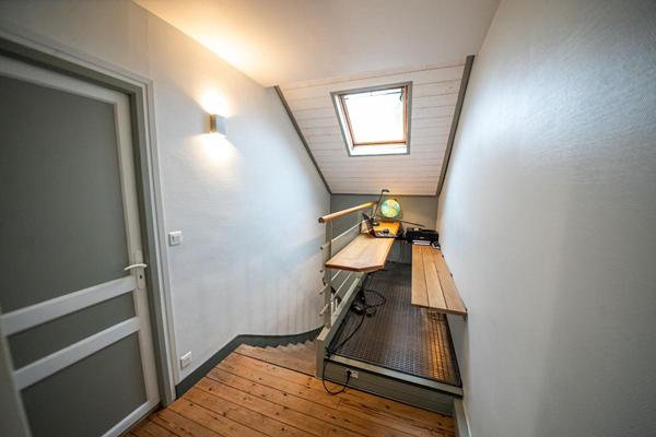 Maison de ville  avec garage et jardin