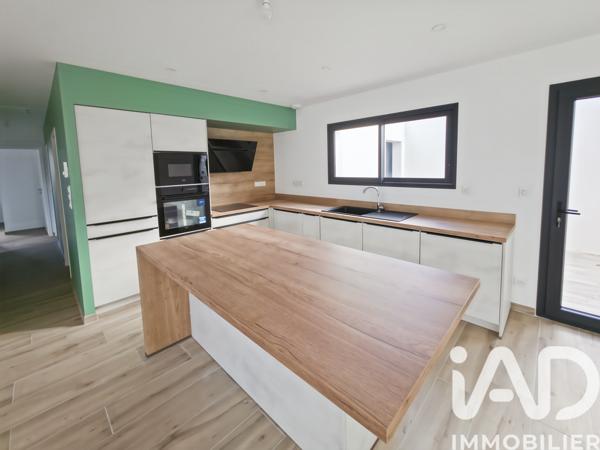 Maison à vendre 5 pièces 115 m² Sauvian