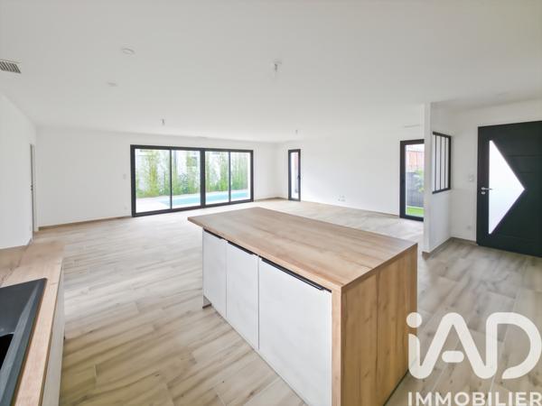 Maison à vendre 5 pièces 115 m² Sauvian