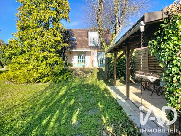 Maison à vendre 6 pièces 130 m² Chevry-Cossigny