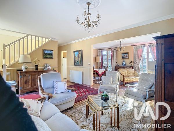 Maison à vendre 6 pièces 130 m² Chevry-Cossigny