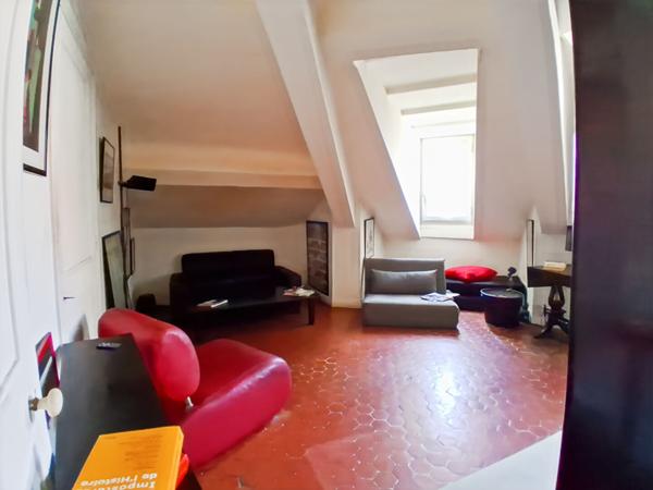 CANNES - Spécial Investisseur - Opportunité Rare ! Dernier étage