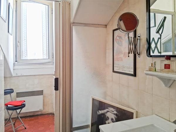 CANNES - Spécial Investisseur - Opportunité Rare ! Dernier étage