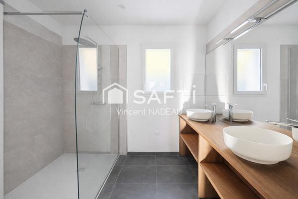 Maison - 6 pièces - 117m²