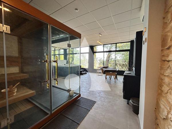 Maison 6 pièces 248 m2