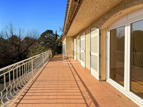 EXCLUSIVITE Maison Bouc Bel Air 6 pièces