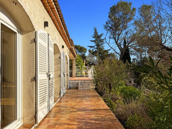 EXCLUSIVITE Maison Bouc Bel Air 6 pièces