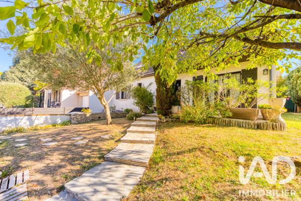 Maison à vendre 6 pièces 146 m² Noisy-le-Grand
