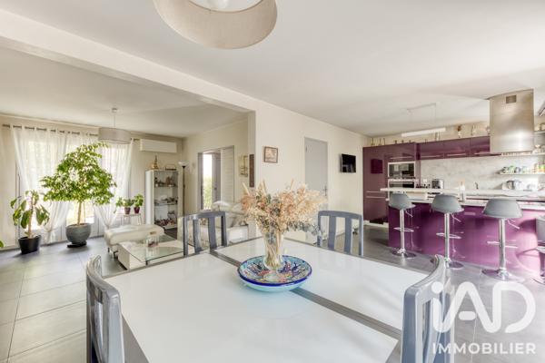 Maison à vendre 6 pièces 146 m² Noisy-le-Grand