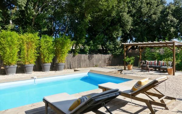 Maison à vendre    5 pièces •  Uzès