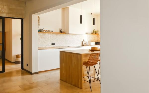 Maison à vendre    5 pièces •  Uzès