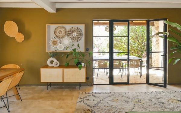 Maison à vendre    5 pièces •  Uzès