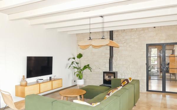 Maison à vendre    5 pièces •  Uzès