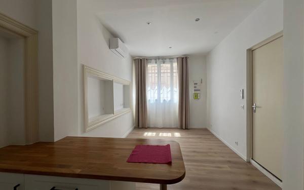 Appartement à louer    1 pièce • 23 m2 Castres