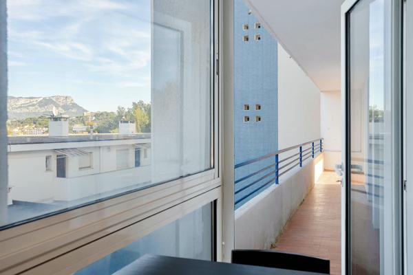QUARTIER LAMALGUE : T3 Meublé pour location de 9 mois
