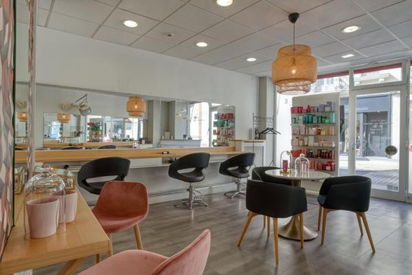 Fonds de commerce 5 pièce(s) 67 m²