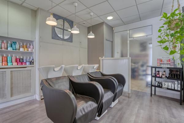 Fonds de commerce 5 pièce(s) 67 m²