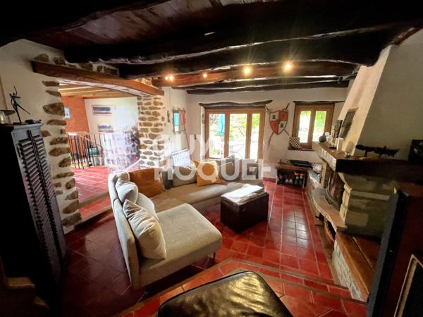 Maison en pierre sur une parcelle de 1680 m²
