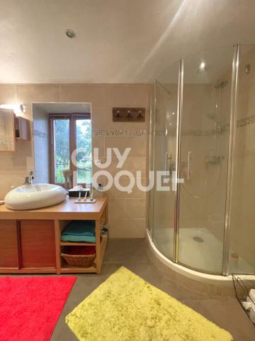 Maison en pierre sur une parcelle de 1680 m²