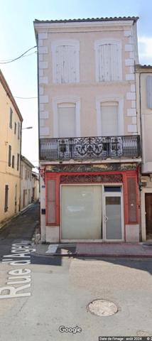 Immeuble d'habitation d'une superficie d'environ 140 m2 sur 3 niveaux.