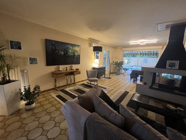 Appartement à vendre |  Castelginest |  5 pièces | 132 m²