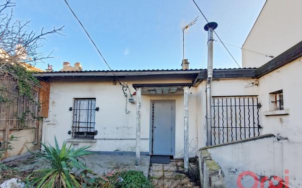 Maison à vendre    2 pièces •  Saint-Denis