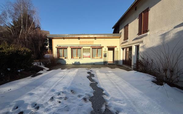 Appartement à vendre    2 pièces • 144,28 m2 Autrans