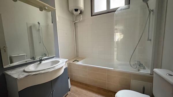 NIORT hyper centre-ville - studio de 20.1m² meublé