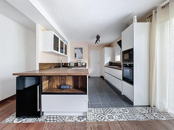 Maison familiale à vendre à Saint Herblon - 4 chambres, grande mezzanine et garage - Terrain de 1600 m²