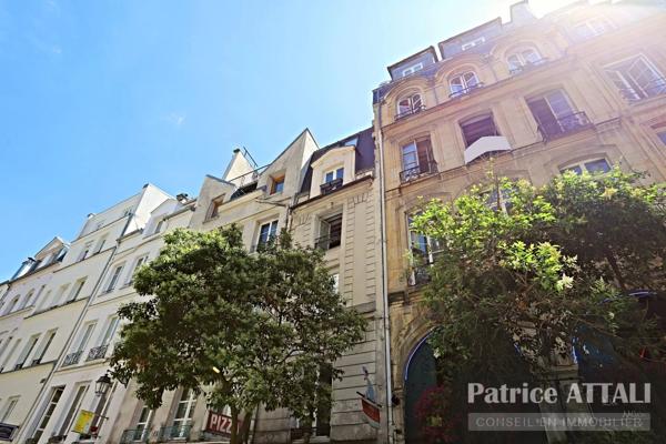 Vente                                                      Appartement
                        
                     3 pièces                      65 m2                     à Paris 5