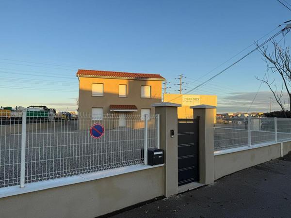 Saint Priest (69800), Maison 6 pièces de 170m² avec dépendance. Idéal Artisan!